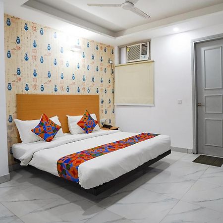 Fabhotel Prime Culture Noida Extérieur photo