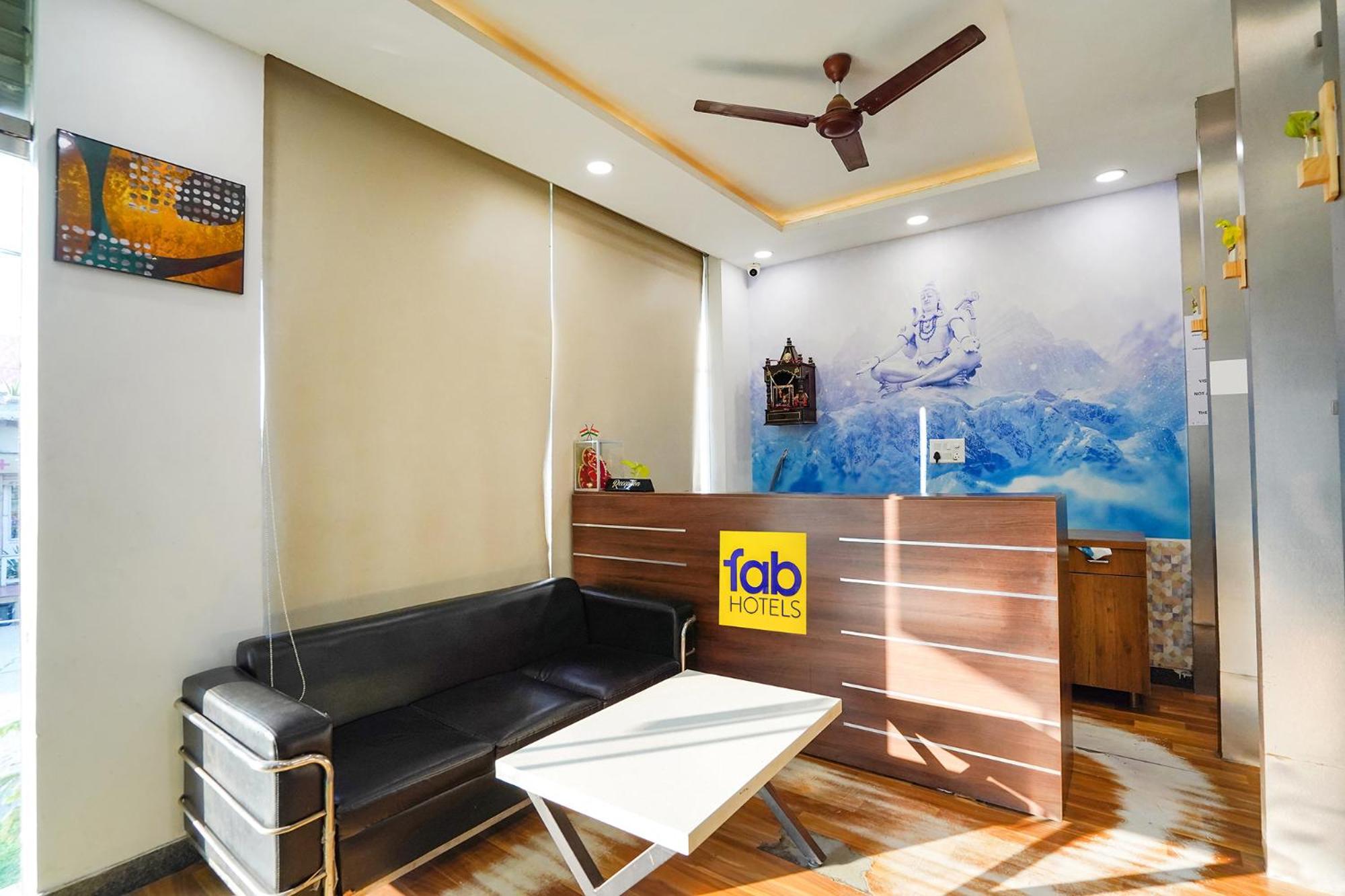 Fabhotel Prime Culture Noida Extérieur photo